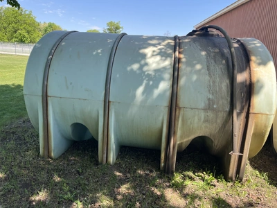 3,000 Gallon Polly Tank Plastic