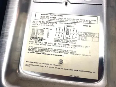 USED SQUARE D STAINLESS STEEL HEAVY DUTY SAFETY SWITCH SERIES E1