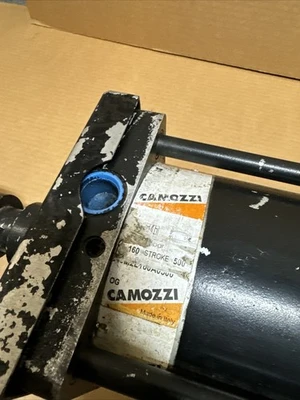 USED Camozzi 40M2L160A0500