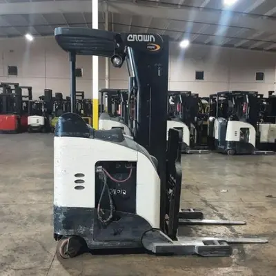 USED 2016 CROWN RR5725-45