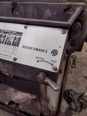 18" x 20" MARVEL SERIES 8 MARK I VERTICAL TILTING BANDSAW: YOBRO #23953