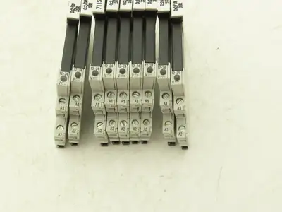 Allen-Bradley 700-HLT1Z Terminal Block Relay 700-TBR24 Ser A 24V Coil Lot of 9