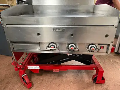 Used Vulcan Used Vulcan VIG36-R301 Thermostatic Natural Gas 36" Flat Top Griddle with 1" Chrome Plate Commercial Flat Top Griddles Illinois US | Falcon Restaurant Supply #1376046