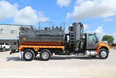 Used 2020 INTERNATIONAL MV Septic/Sewer/Vacuum Trucks Texas US | Roll Off Truck World #1491776