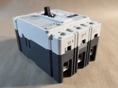 New | in-Stock ALLEN-BRADLEY 140M-I8P-C30S-M Switchgears British Columbia CA | Lenmark #240524