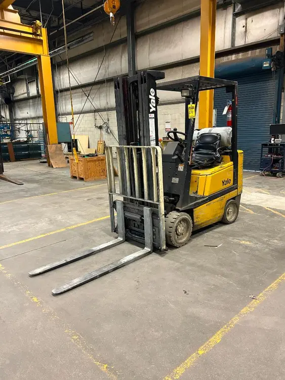 Used 2001 _UNKNOWN_ _UNKNOWN_ Liquid Propane Forklifts Virginia US | Myron Bowling Auctioneers Inc #1561901