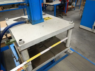 USED FESTO DECOILING & PUNCHING LINE