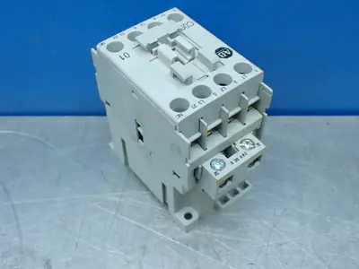 NEW ALLENBRADLEY 100C09EJ01