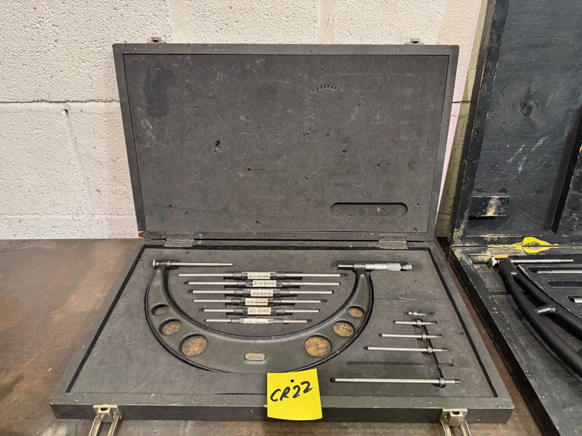 USED MOORE & WRIGHT OD Micrometers Metric