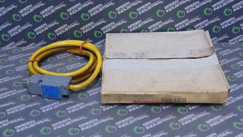 Eaton E50AT36P Limit Switch with 8ft Cable Ser.A1 Used