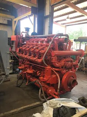 USED 1992 WAUKESHA 7042GSI GAS COMPRESSOR ENGINE