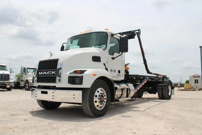 New | in-Stock 2027 MACK MD7 Rolloff Trucks Texas US | Roll Off Truck World #1491891