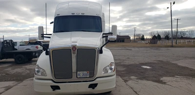 Used 2019 KENWORTH T680 WITH A 14.9L L6 DIESEL ENGINE. Conventional trucks Michigan US | Miedema Asset Management Group #1340423