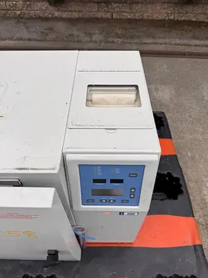 USED 2009 THERMO FISHER SCIENTIFIC 7450