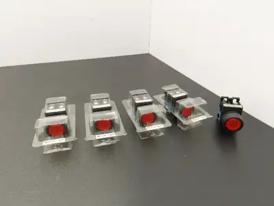 Fuji Electric AR22F0L-10E4R Pushbutton Red Momentary 22mm 250V 6A Lot of 5