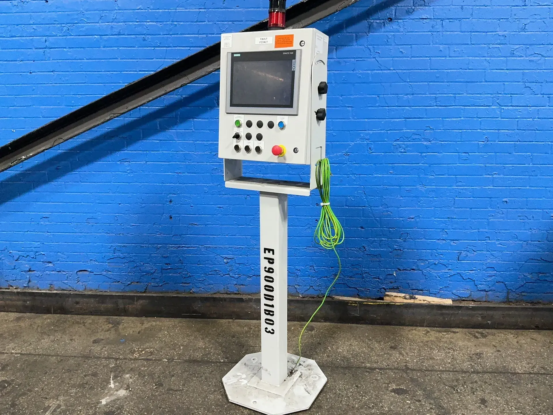 Used XBAR AUTOMATION ECS5002MTSW Automation Control (HMI) Ohio US | HGR 24 #1272631