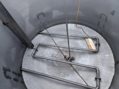 USED Stainless 600 Gallon