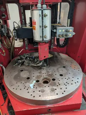 2006 ENGEL ES200H/85 LIM SILICONE Injection Molding Horizontal/Vertical | Machinery Network (3)