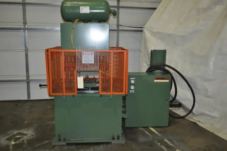Used _UNKNOWN_ 4P-12 Cut-Off Presses | D & D Industries #438311