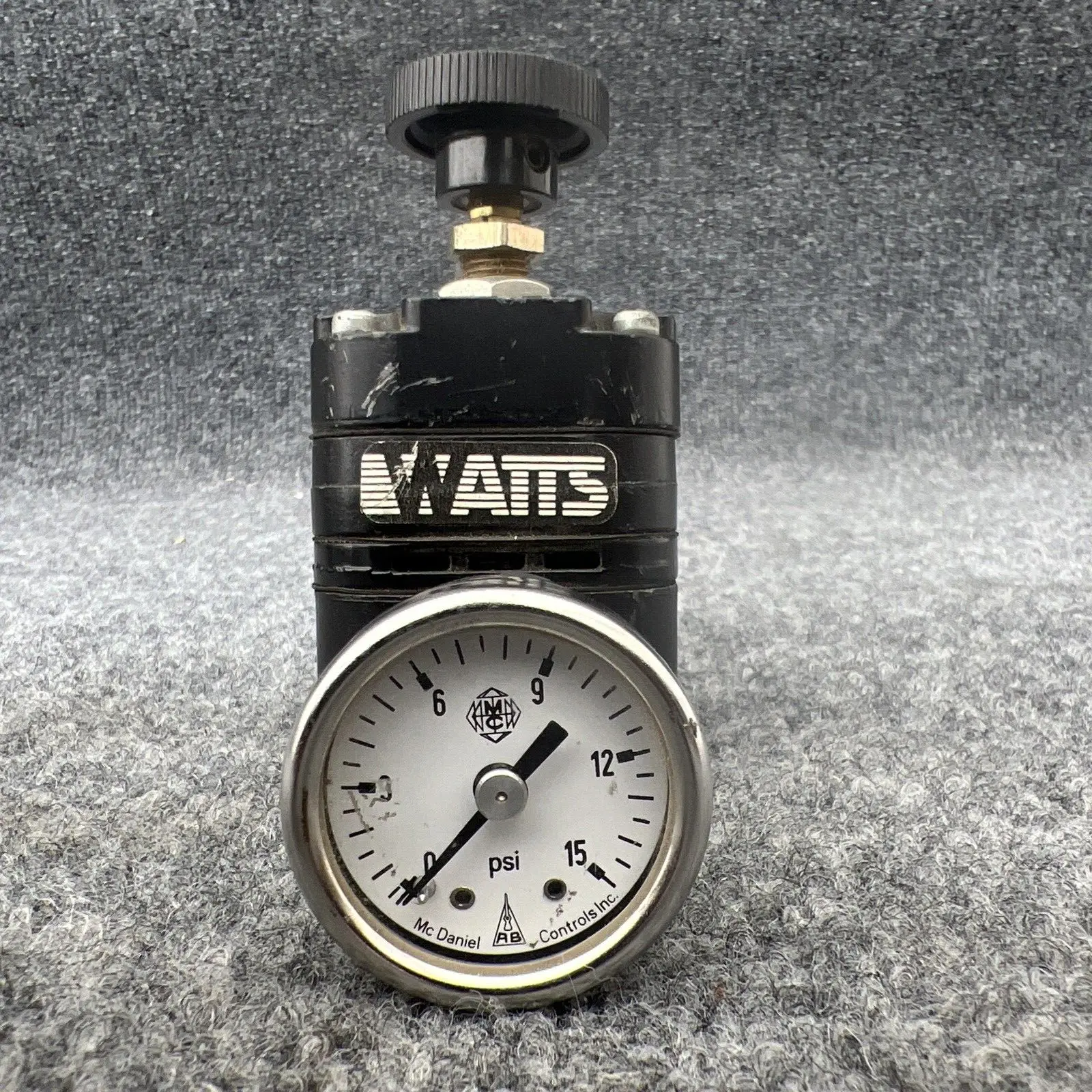 Used Watts R210-01A Air Pressure Regulators California US | Davliegogo LLC #1706417