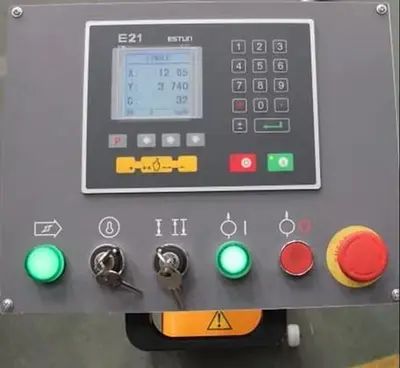 NEW GMC MACHINE TOOLS HPB-3305