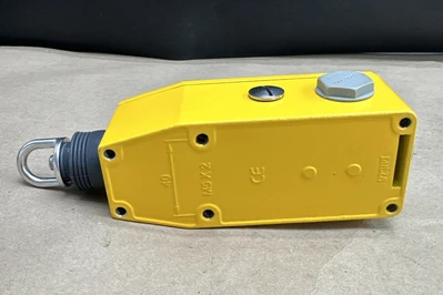 NEW Omron Automation and Safety 44506-4120