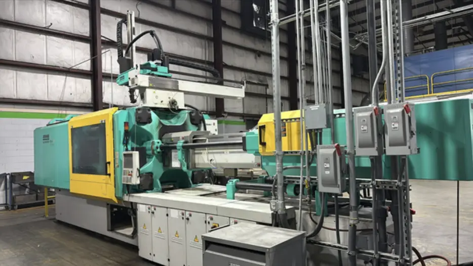 USED 2015 ARBURG 920S-5000-3200
