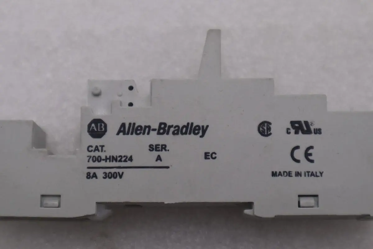 LOT OF 2 NEW OPEN BOX AB Allen-Bradley 700-HN224 Series A Relay Socket K-3402