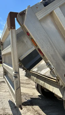 Used 2016 Peterbilt 567 Tractors & Trailers Maryland US | Zadoon Equipment #1470021