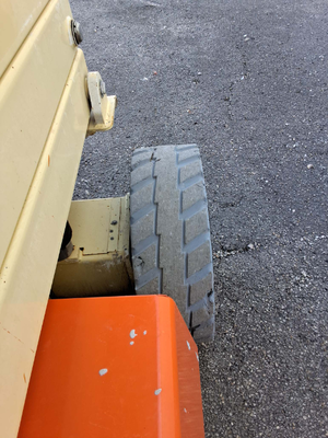 USED 2014 JLG 4069LE