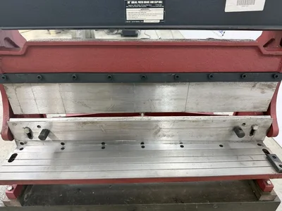 Used CENTRAL MACHINERY 30" SHEAR, PRESS BRAKE AND SLIP ROLL (ITEM 5907) Combo 3-in-1 Sheet Metal Machines Georgia US | The Equipment Hub #1323236