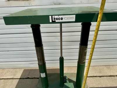 Used LEXCO HT-2338-2F Scissor Lifters Ohio US | Portage Packaging Systems, Inc. #1361869