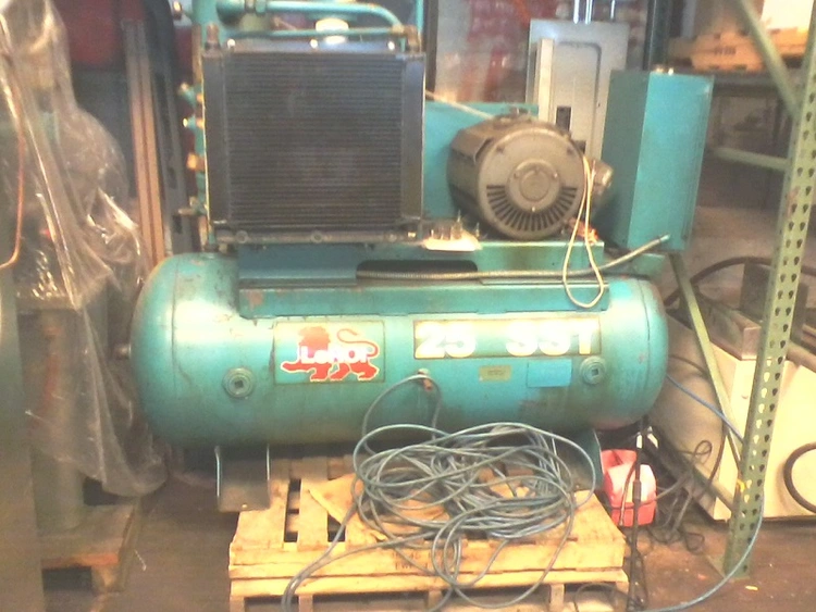 Used 1988 LEROI 25 Rotary Screw & Sliding Vane Air Compressors | Two Spade Machinery LLC #508499