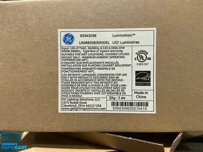 Skid lot of Lumination LED Luminaire light fixtures 120-277V 50/60Hz model#LRXR830830MDLE