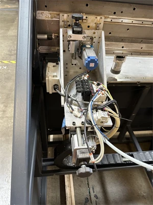 Used PILLAR MACHINE H49-7 Throughfeed boring and boring/dowel-inserting machines California US | MachineryMax #1320492