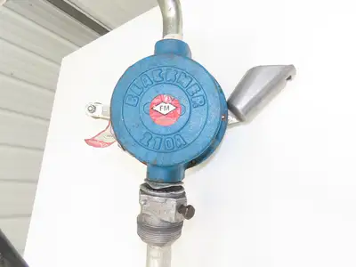 Blackmer F210A Drum & Container Pump Rotary Vane Hand Pump w/Hose