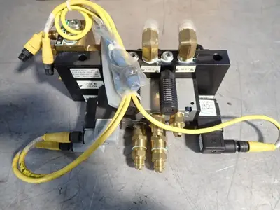 Multi-solenoid Valve Manifold Assembly