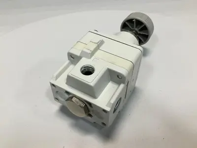USED SMC IR2000-02