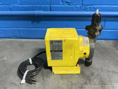 USED LMI MILTON ROY P121358TI