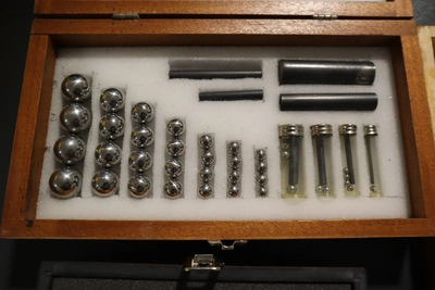 Used GENERIC GENERIC Lab Inspection Minnesota US | Machinesused.com #1404062