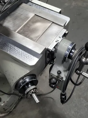 BRIDGEPORT Series 1 3HP Mills, Vertical | Machinery Central (16)