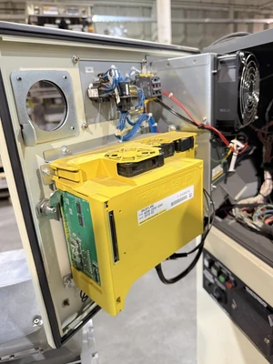 USED FANUC 200IA/5L