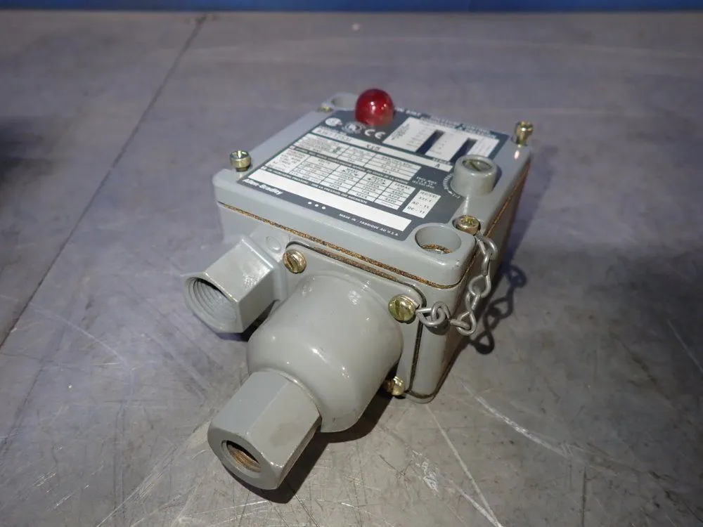 Used ALLEN BRADLEY 836TT253JX15 Electrical Controls | HGR 24 #747819