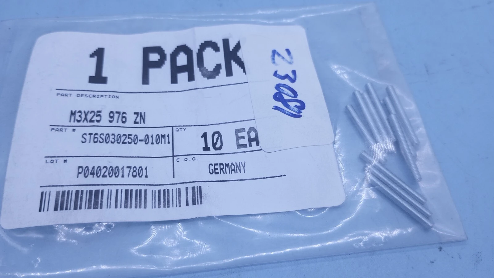 LOT OF 10 ST6S030250-010M1 M3X25 976 ZN  SCREW