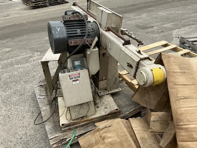 Used _UNKNOWN_ _UNKNOWN_ Belt Grinders Including Sanders Michigan US | Miedema Asset Management Group #1315904