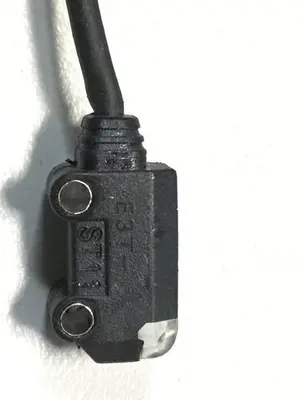 USED OMRON E3T-ST11