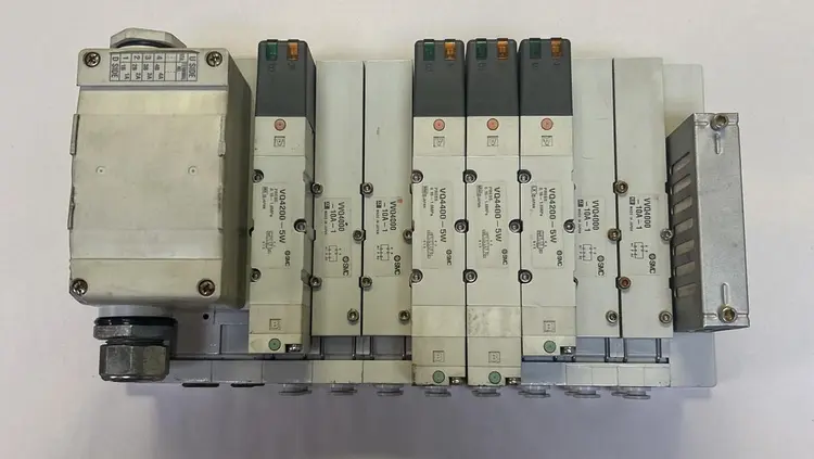 Used SMC VQ4200-5W Solenoid Valves | Surplus Asset Holdings #1219623