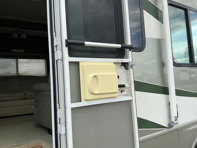 Used 2003 SOUTHWIND TBD Campers, Caravans, Motorhomes Michigan US | Miedema Asset Management Group #1321345