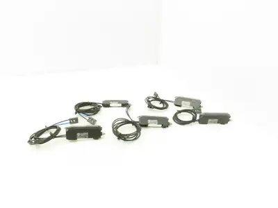 Keyence FS-N11CN Fiber Optic Sensor 24V Various Cable Lengths Included Lot of 5