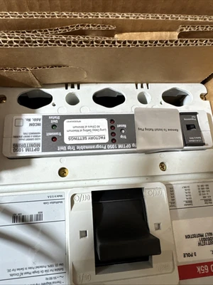 NEW Eaton HLD3600T107W